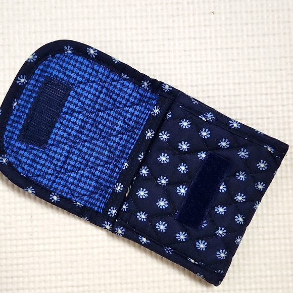 Vera Bradley Retired Blue and Tan Paisley print Shoulder Bag w wallet - Picture 6 of 9